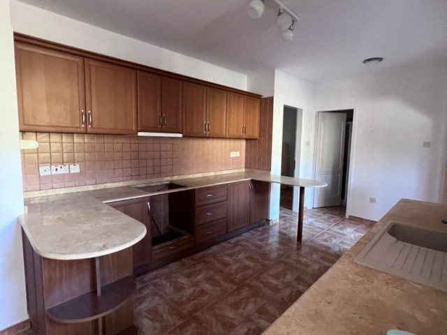 3 + 1 villa for sale in Karsiyaka, at a very affordable price !!!!!!