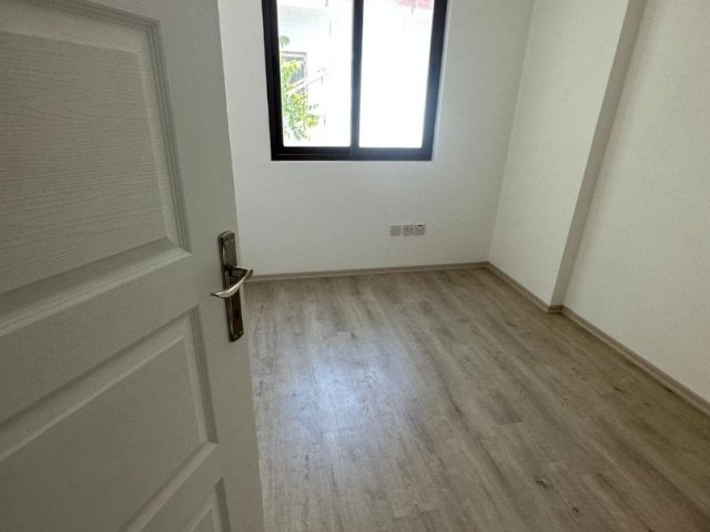 3+1 apartment for sale in Kyrenia Center