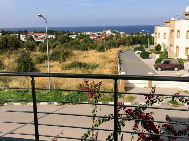 4+1 villa with pool for rent in Alsancak
