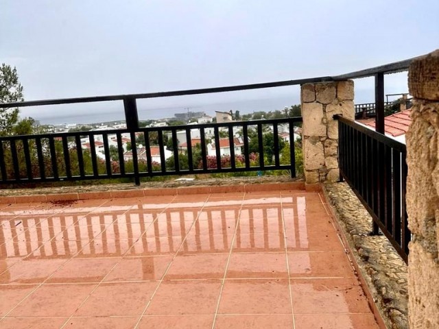 3+1 duplex amazing villa for sale with private swimming pool in Çatalköy