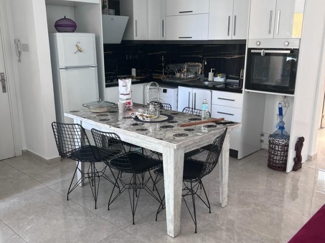 2+1 apartment for rent in Alsançak