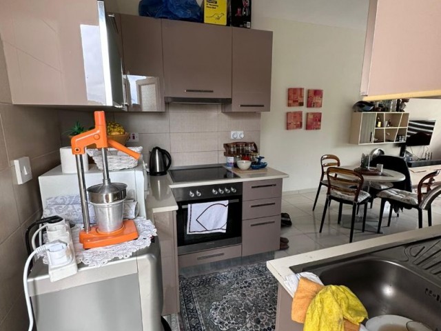 Alsancakta satılık 2+1 full eşyalı daire ,Escape Homes