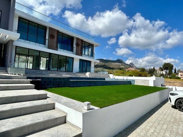 3+1 finished villa for sale in the most luxurious place in Doğanköy