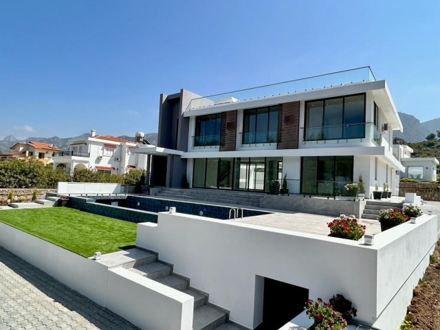 3+1 finished villa for sale in the most luxurious place in Doğanköy