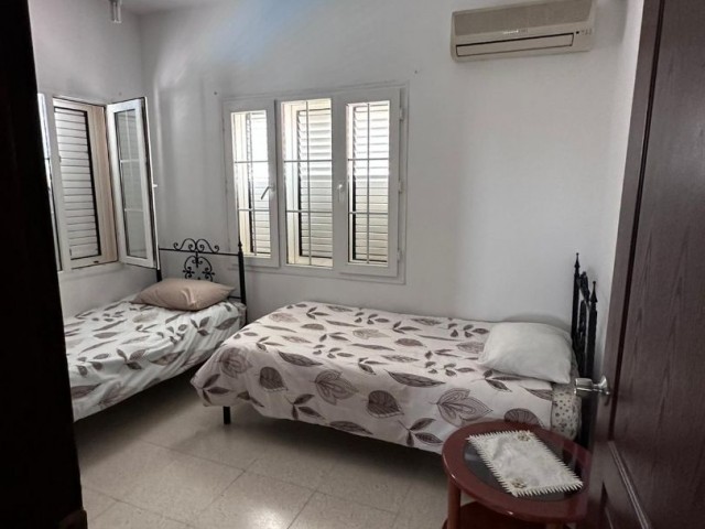 3+1 villa for daily rent in Lapta