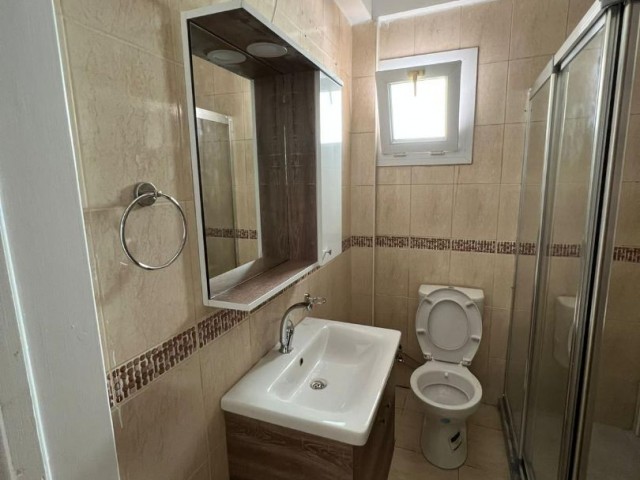 2+1 apartment for rent in the center of Kyrenia