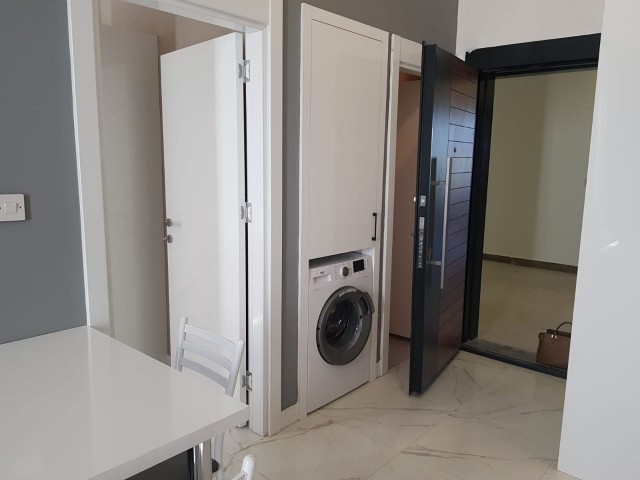 1+1 Super-Luxus-Wohnung zur Miete in Alsancak