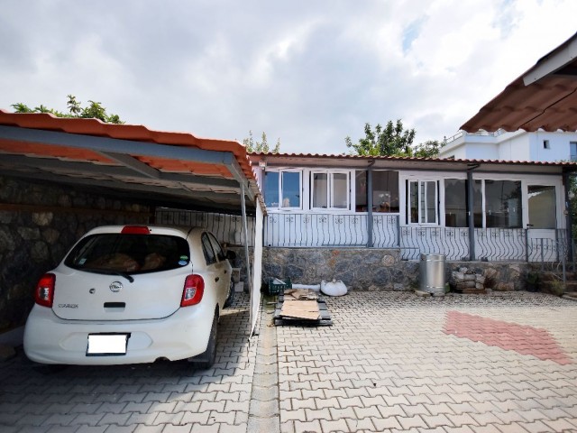 3+1 Villa zum Verkauf mit herrlichem Garten und Meerblick in Girne Arapköy