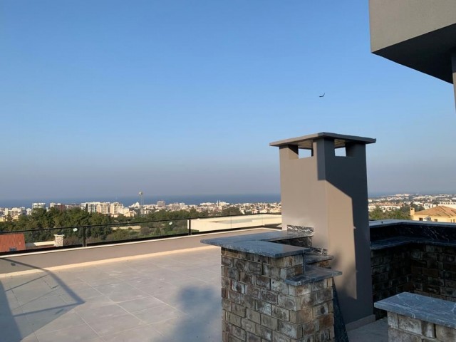 Herrliche luxuriöse und moderne 5+2-Villen mit Meer- und Bergblick und Pool zum Verkauf, in der Gegend von Girne Ciglos/Doğanköy