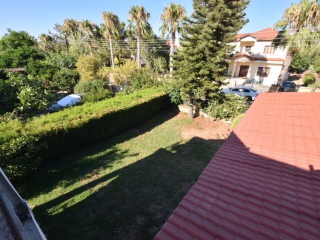 4+1 villa for sale with swimming pool in Alsancak