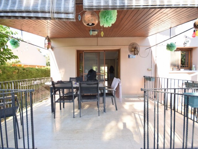 4+1 villa for sale with swimming pool in Alsancak