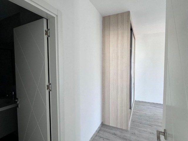 Girne Merkezde satılık 3+1 Deniz Manzaralı penthouse daire