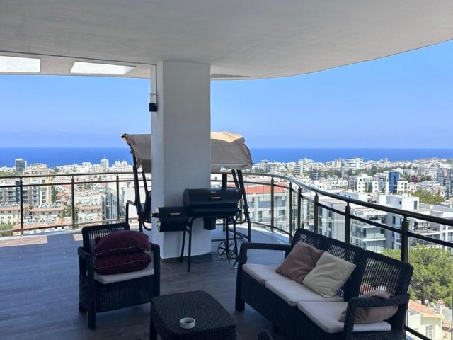 3+1 FULLY FURNISHED APARTMENT FOR SALE IN KYRENIA CENTER, ALL TAXES PAID !!!