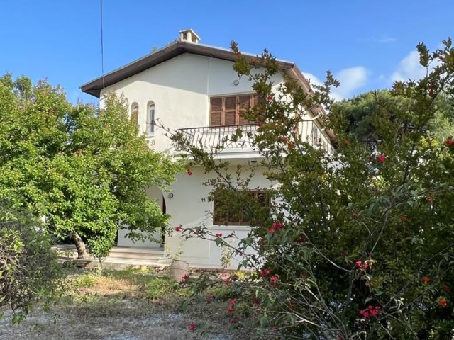 3+1 villa with Turkish title for sale in Çatalkoy