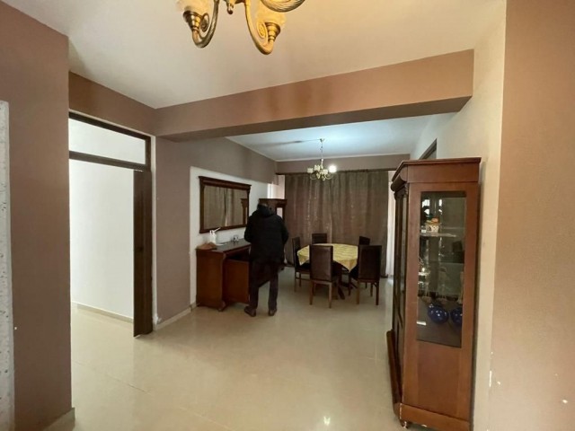 Penthouse 3+1 for sale in Hamitköy Lefkosa