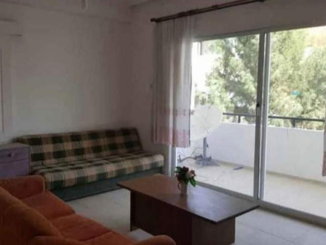 GİRNE/ MERKEZ’DE SATILIK 3+1 KELEPİR DAİRE (ACİLLLL)/ 3+1 BARGAIN FLAT FOR SALE IN KYRENIA/ CENTER (