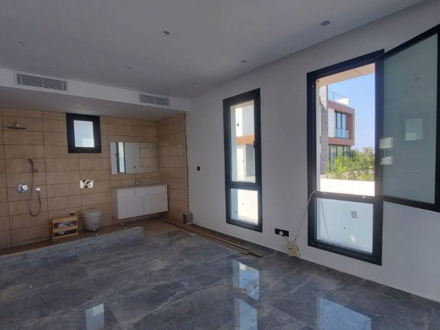 Çatalköyde satılık 3+1 lüks ,yeni sifir villa