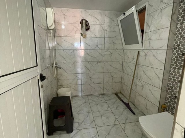 GİRNE/ MERKEZ DE  SATILIK 3+1 DAİRE