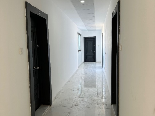 2+1 luxury new flat for rent in Kyrenia Center