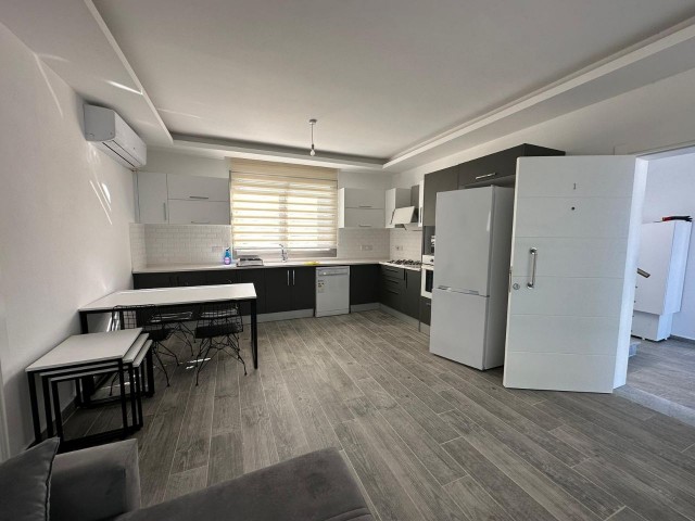 GİRNE/ ALSANCAK DA  SATILIK  2+1 LÜKS DAİRE