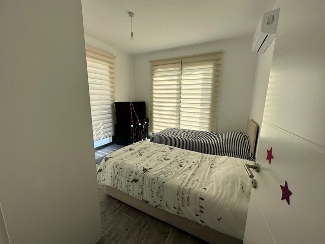 GİRNE/ ALSANCAK DA  SATILIK  2+1 LÜKS DAİRE