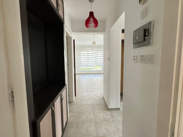 3+1 well-maintained, spacious flat for sale in Kyrenia Center. Turkish title.