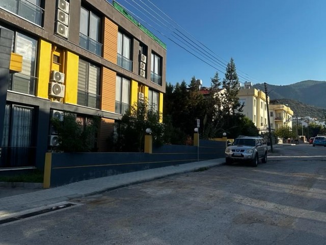 2+1 voll möblierte Wohnung zum Verkauf in Alsancak, hohe Mietrendite!!!!