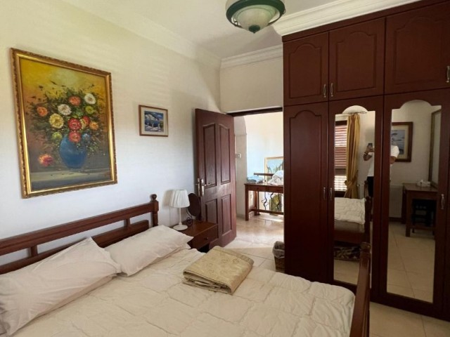 FULLY FURNISHED 3+1 CLASSIC BUILDING VILLA FOR SALE IN KARAKUM, 300 M FROM THE SEA