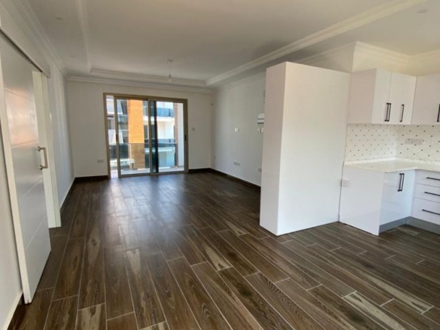 2+1 آپارتمان جدید برای فروش در GİRNE/ ALSANCAK