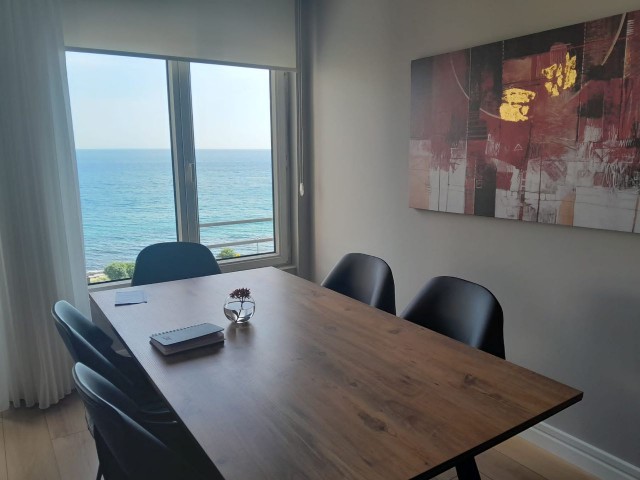 3+1 Wohnung direkt am Meer im Zentrum von Kyrenia zu verkaufen