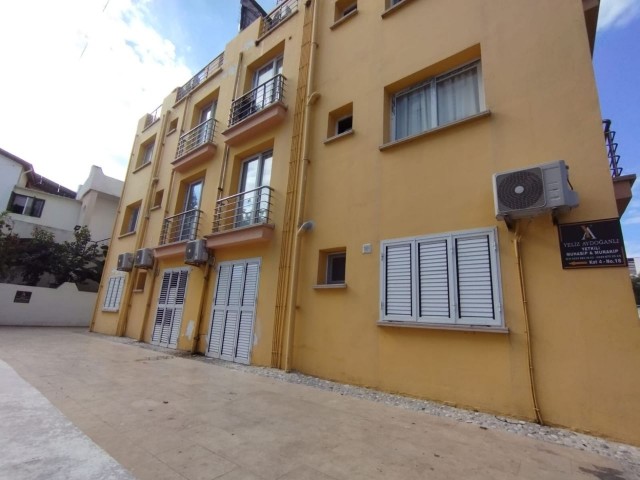 2+1 FLAT FOR SALE IN KYRENIA/CENTER