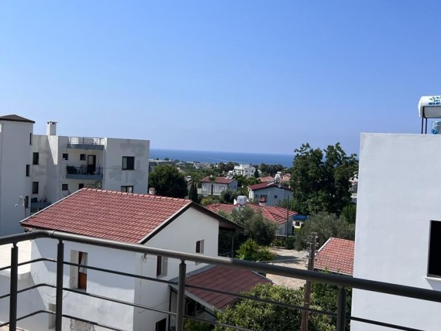 GİRNE/ LAPTA DA SATILIK 3+1 SIFIR DAİRE/3+1 NEW FLAT FOR SALE IN KYRENIA/ LAPTA