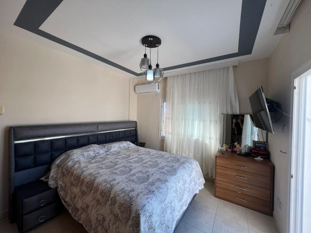 3+1 SUPER-LUXUS-PENTHOUSE-WOHNUNG ZUM VERKAUF IN KYRENIA/ZENTRUM