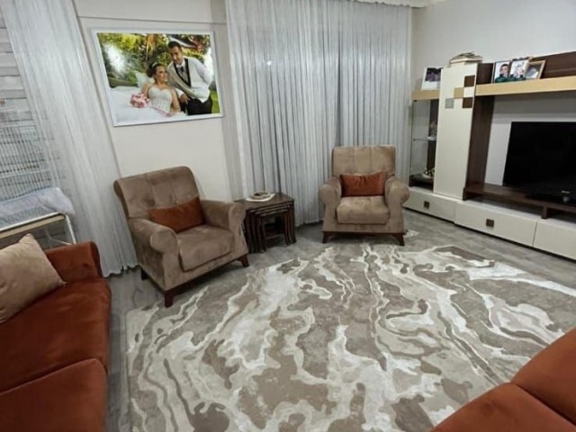 3+1 LUXURY FLAT FOR SALE IN KYRENIA/CENTER