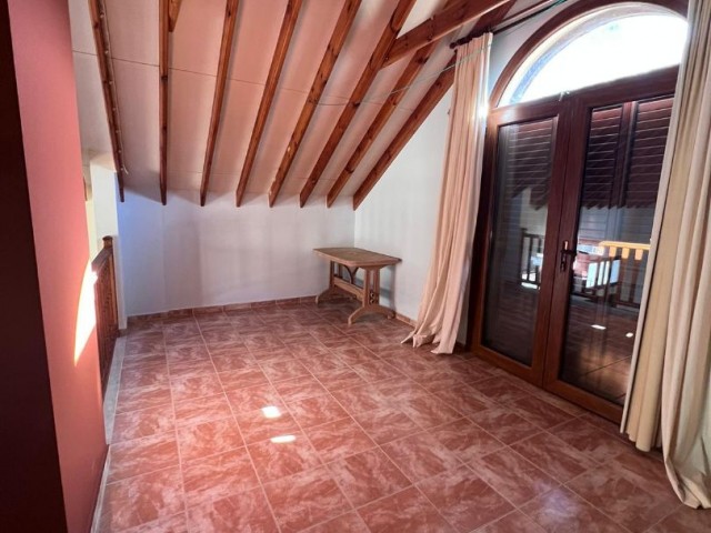  3+1 VILLA FOR RENT IN GIRNE/ KARSIYAKA