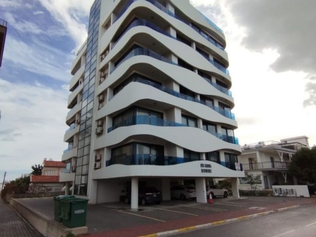 GİRNE/ MERKEZ DE SATILIK 2+1 LÜKS DAİRE/2+1 LUXURY FLAT FOR SALE IN KYRENIA/CENTER