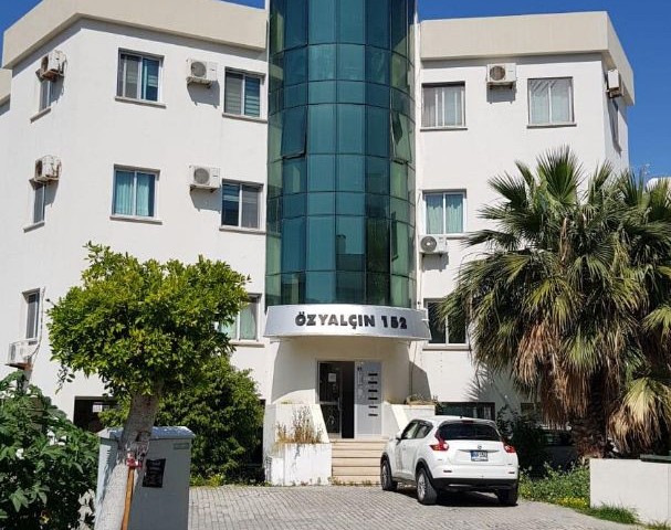 GİRNE/ MERKEZ DE SATILIK 2+1 LÜKS DAİRE/2+1 LUXURY FLAT FOR SALE IN KYRENIA/CENTER