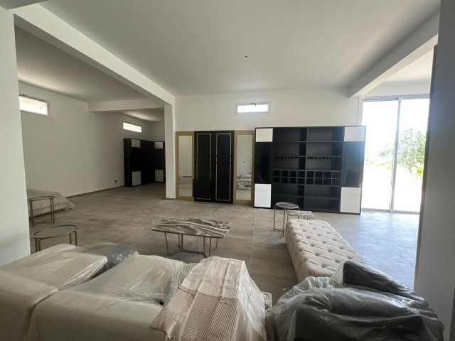 4+1 Villa with Sea and Mountain Views, Ready for Occupancy in Kyrenia Ozanköy (48 months installment option)