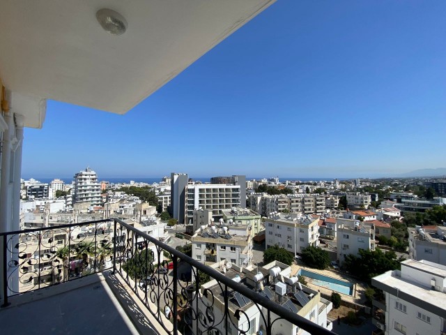 2+1 apartment for sale in Kyrenia Center