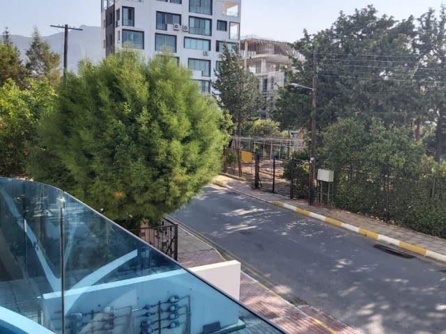 3+1 LUXURY FLAT FOR SALE IN KYRENIA/CENTER