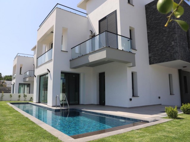 3+1 LUXUSVILLA ZUM VERKAUF IN GIRNE / OZANKÖY