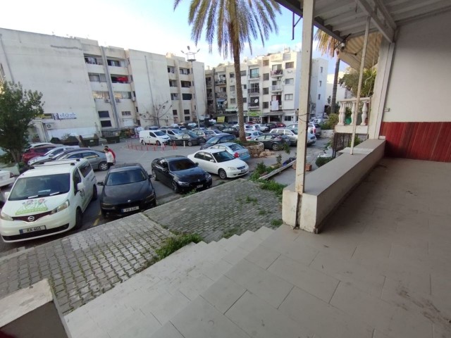 Girne Merkez'de kiralık  dükkan