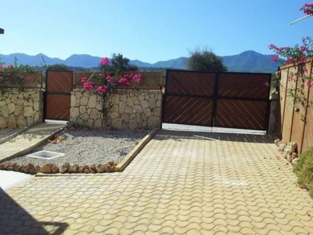 ESENTEPE‘DE SATILIK 3+1 LÜKS VİLLA/3+1 LUXURY VILLA FOR SALE IN ESENTEPE