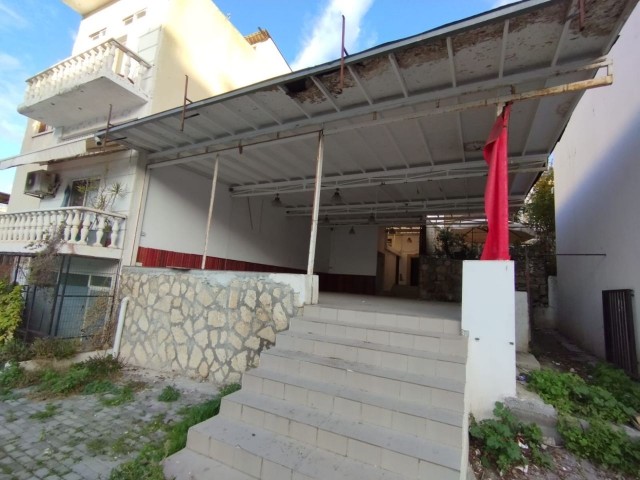 GİRNE/MERKEZ ÇARŞIDA KİRALIK TİCARİ DÜKKAN/ COMMERCIAL SHOP FOR RENT IN KYRENIA/CENTRAL BAZAA