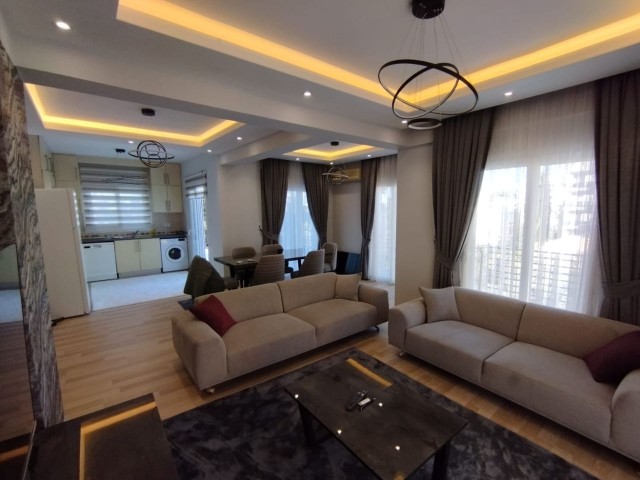 GİRNE/ MERKEZDE KİRALIK 4+1 LÜKS DAİRE /4+1 LUXURY FLAT FOR RENT IN KYRENIA/CENTER