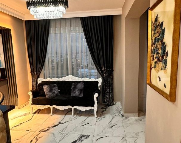  Girne merkez satılık 2+1 penthouse