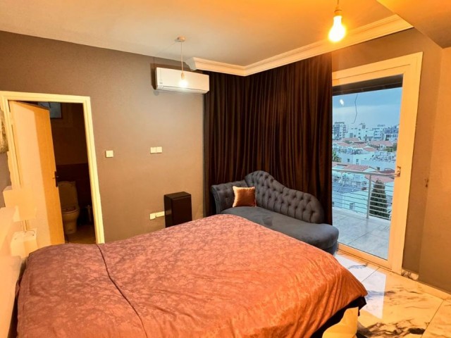  Girne merkez satılık 2+1 penthouse