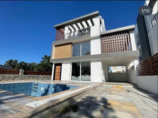 Girne Karaoğlanoğlu 200 Meters to the Sea 50% Down Payment 48 Months Installment Opportunity Ready for Occupancy 3+1 Villa