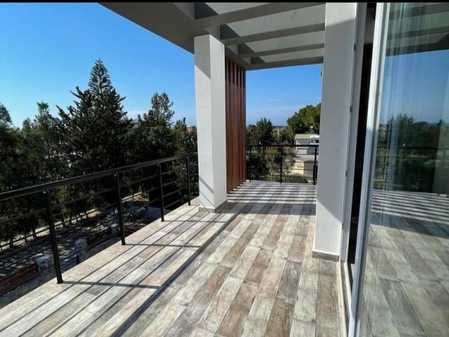 Girne Karaoğlanoğlu 200 Meters to the Sea 50% Down Payment 48 Months Installment Opportunity Ready for Occupancy 3+1 Villa