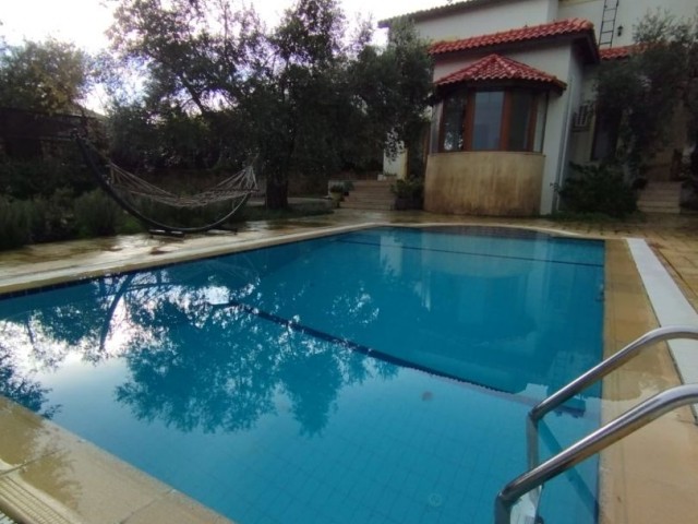 GİRNE ZEYTİNLİK TE   KİRALIK 4+1 LÜKS VİLLA /4+1 LUXURY VILLA FOR RENT IN GİRNE ZEYTİNLİK